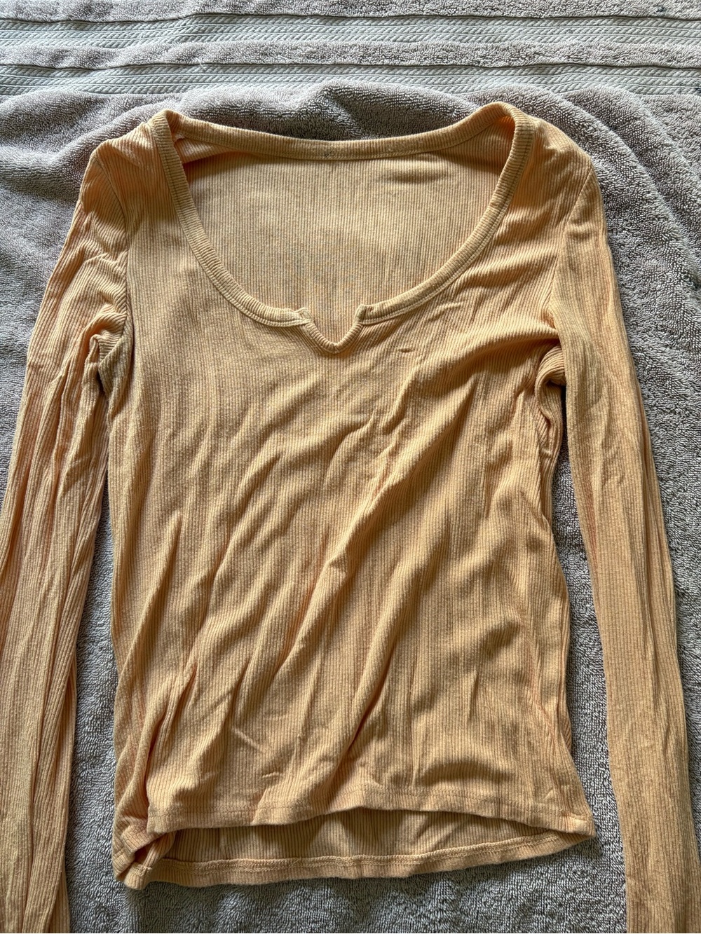 Women's Long Sleeve Ribbed Scoop Neck Top - Peach